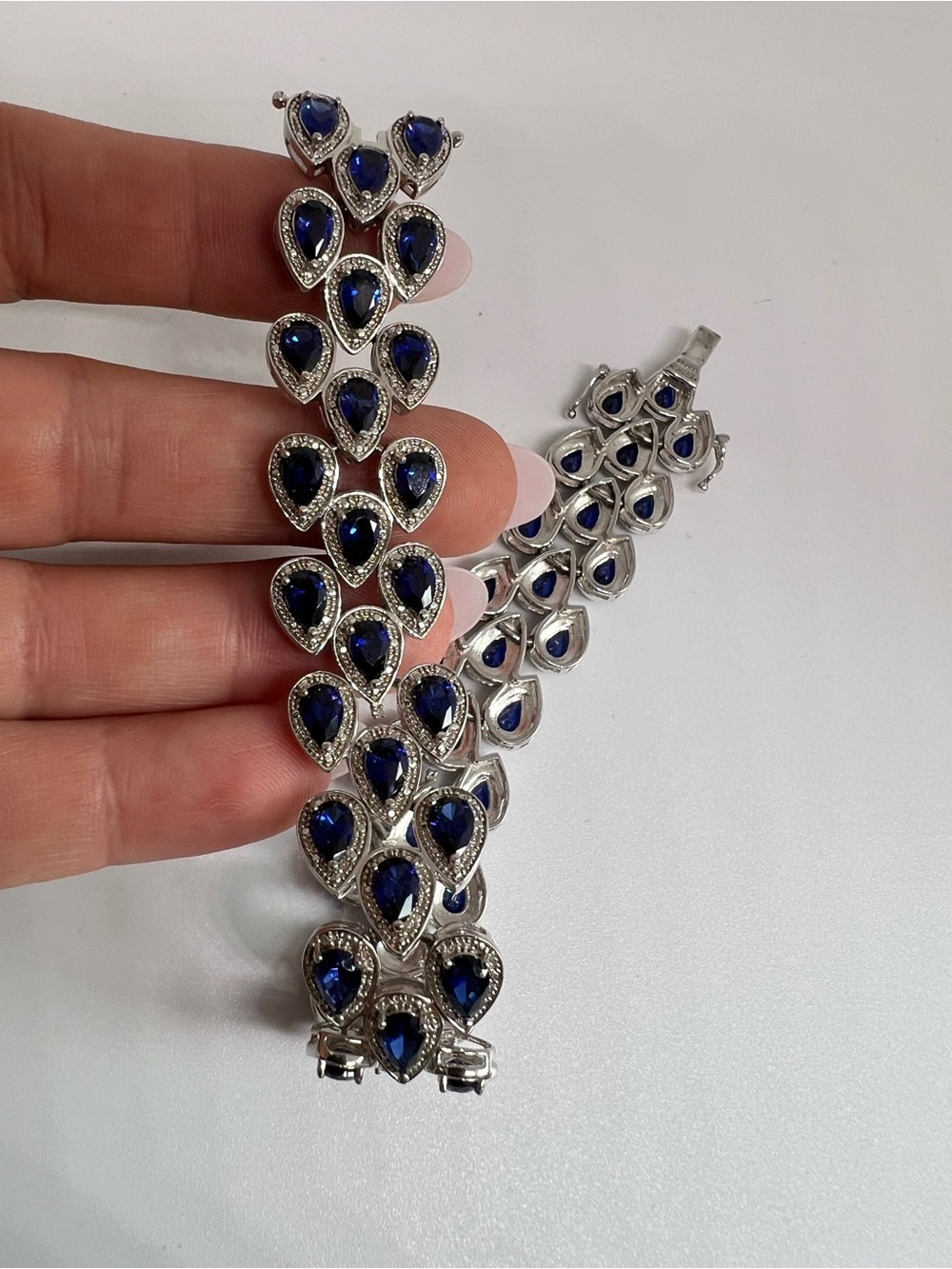 Sterling silver Bracelet with Ceylon Sapphire color teardrop crystals 7.5" Wrist